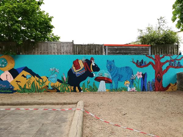 Atelier de fresque participative — Vivre ensemble - voyage en Mongolie, Bournezeau (5)